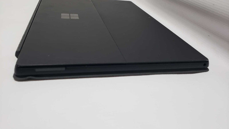 Microsoft Surface Pro 6 12.3\\" 1796 i5-8250U@1.6GHz 8GB 256GB SSD  [