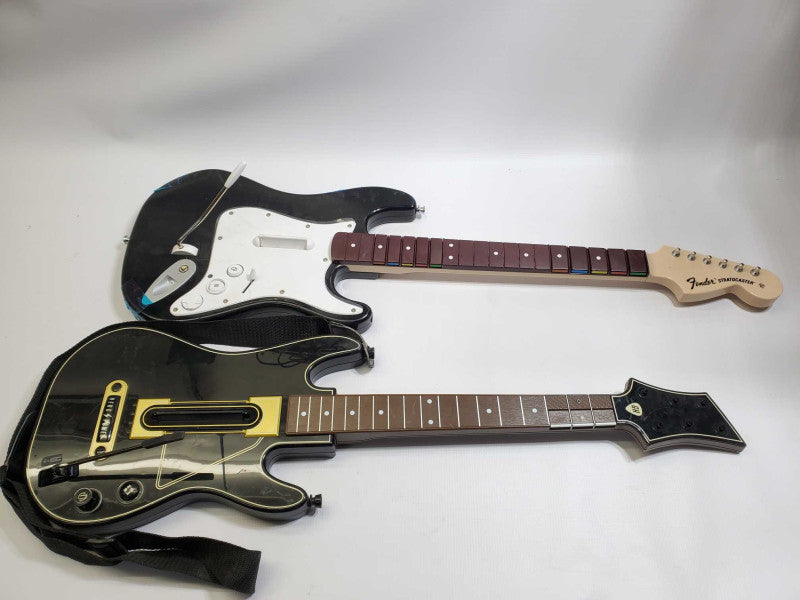 Bundle Xbox One Guitar Hero Wireless Guitar Activision and Fender Stratocaster