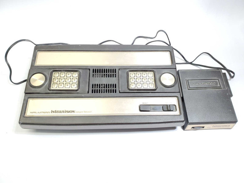 1981 2609 Mattel Intellivision Game Console with voice synthesis module