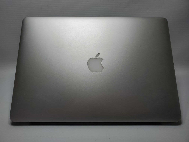 Macbook Pro 2015 Retina 15\\" Core i7-4870HQ @ 2.5GHz 16GB Ram 500GB SSD (