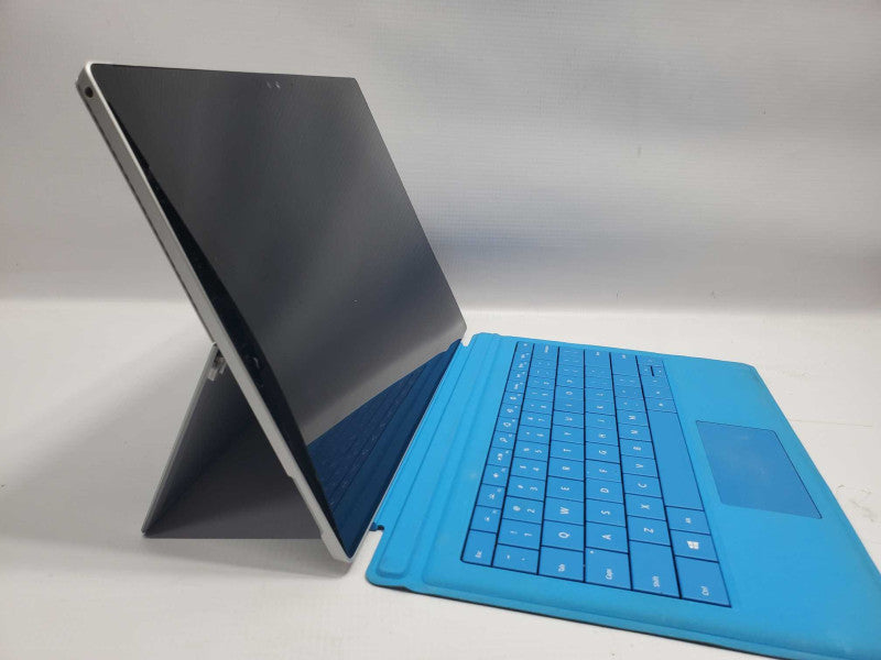 Microsoft Surface Pro 4 1724, i7-6650U 8GB DDR3 256GB Storage(READ) |
