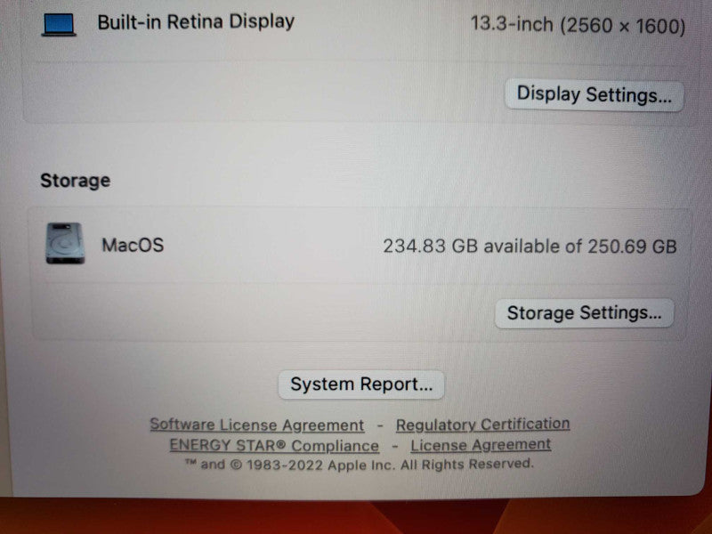 Macbook Pro 2017 13\\" Core i5-7360U @ 2.3 GHz 16GB Ram 250GB SSD (