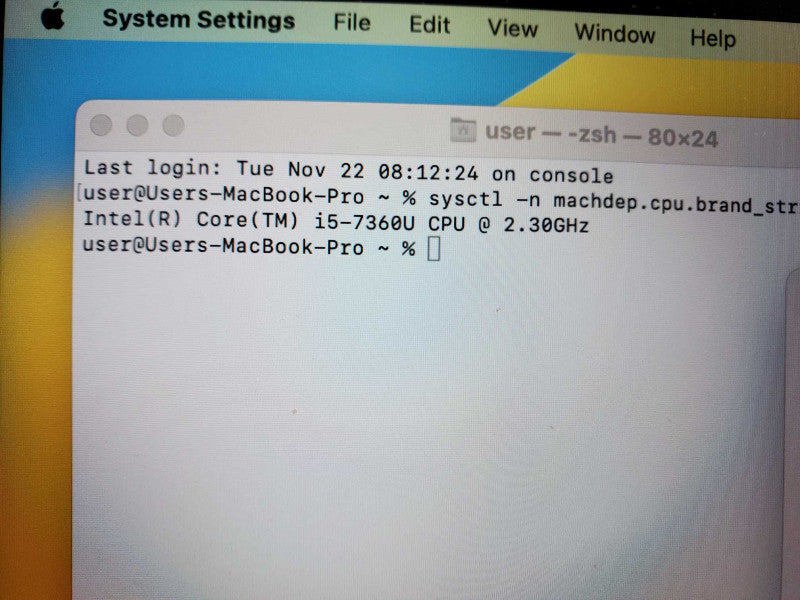 Macbook Pro 2017 13\\" Core i5-7360U @ 2.3 GHz 16GB Ram 250GB SSD (