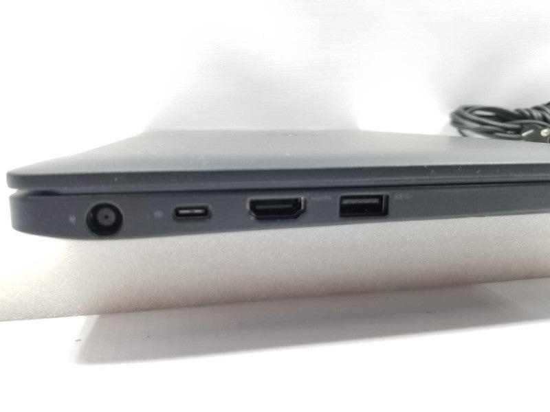 Dell latitude 7390 13.3\\", i5-8350U 8th Gen 1.70GHz/8GB RAM, 240GB SSD, ~