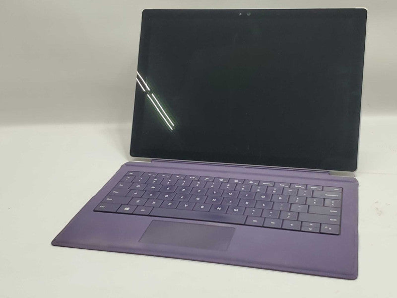 Microsoft Surface Pro 4 1724, i5-6300U, 8GB DDR3, 256GB Storage |