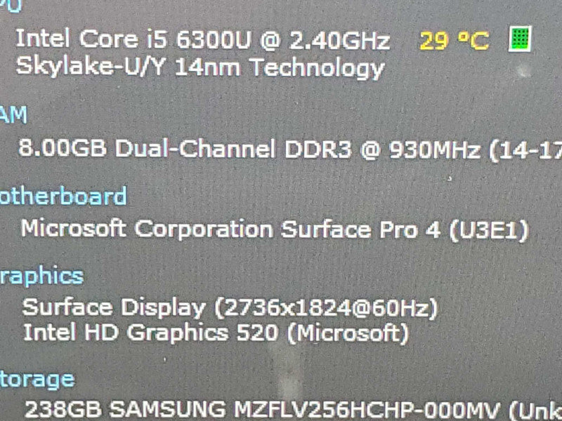 Microsoft Surface Pro 4 1724, i5-6300U, 8GB DDR3, 256GB Storage |
