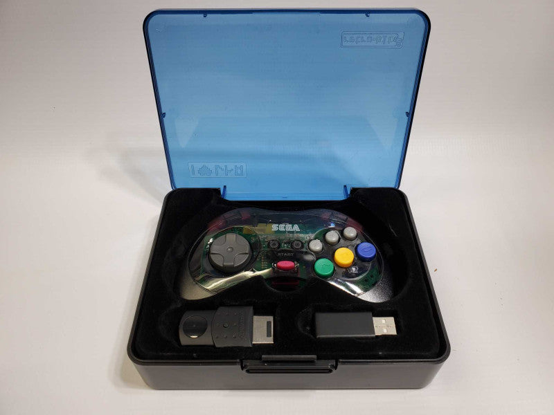 Retro-bit SEGA Saturn 8-Button Arcade Pad 2.4GHz Wireless Controller