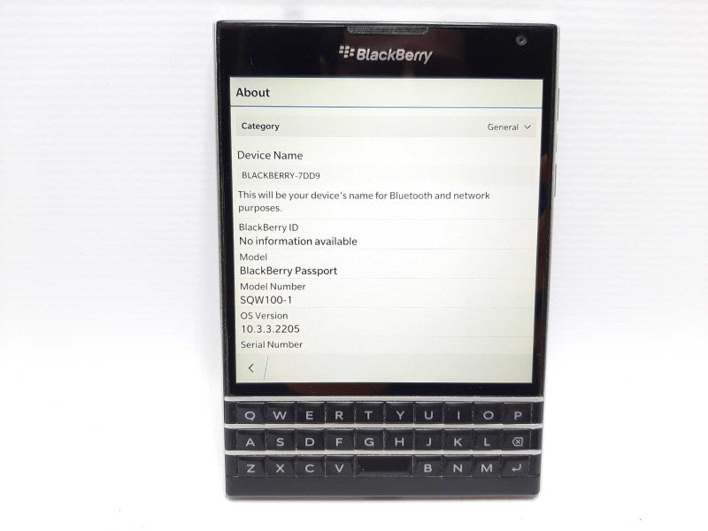 Blackberry Passport 32GB SQW100-1 3GB RAM 32GB Flash - Black +