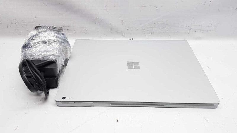 Microsoft Surface Book  i7-6600u @ 2.60ghz / 16gb ram / 512gb SSD / 13.5\\" #