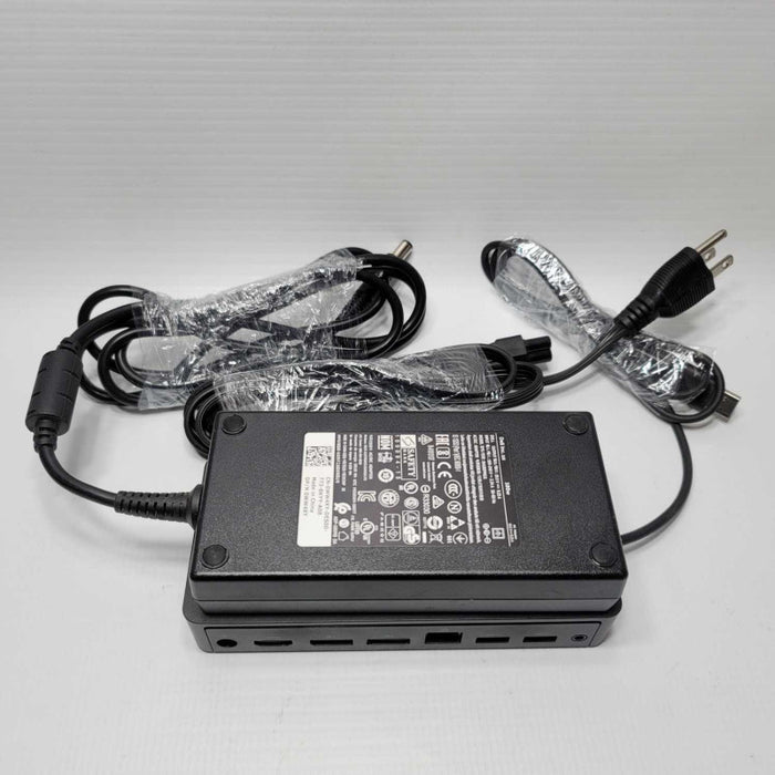 Dell D6000 USB3.0 UHD 4k Universal Docking Station Dock with 180W Dell Adapter