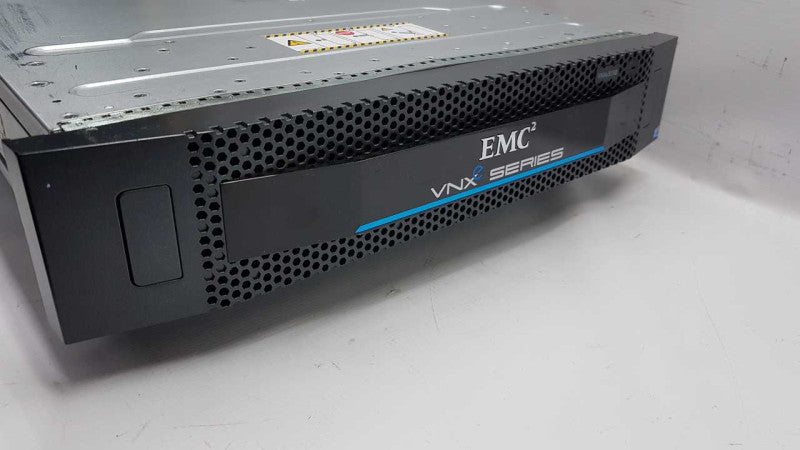EMC EPE25 VNXe 3150 storage array / 2x ctrl / 2 x psu / 22x 2.5\\" Caddies  #