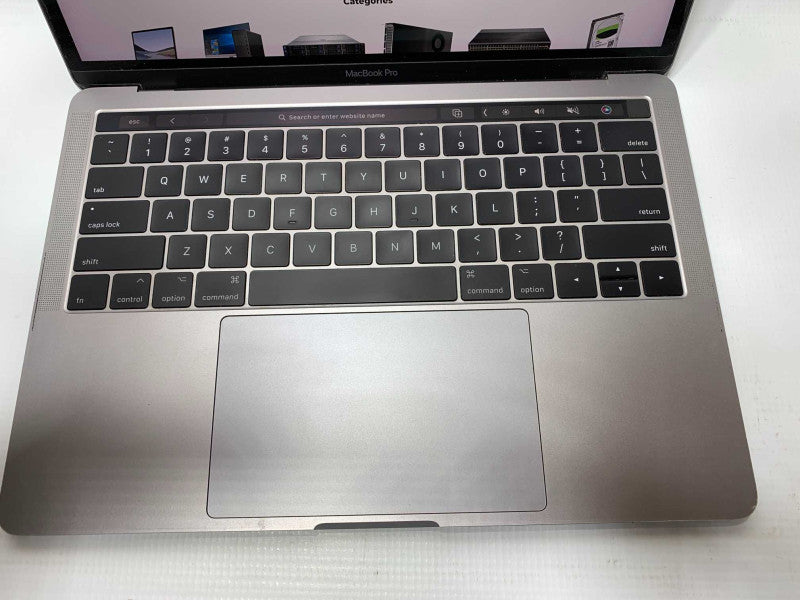 MacBook Pro 13-inch 2017 4xThunderbolt Core i5 CPU 16GB RAM 256GB Storage  -
