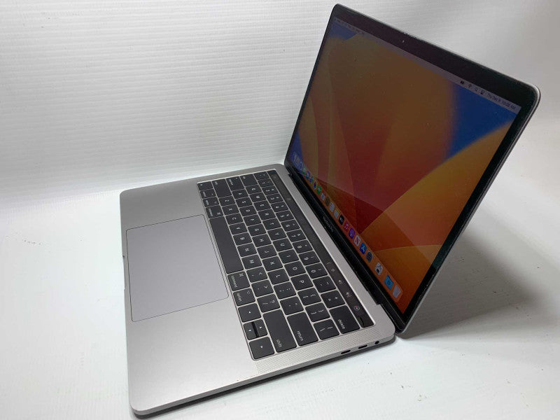 MacBook Pro 13-inch 2017 4xThunderbolt Core i5 CPU 16GB RAM 256GB Storage  -