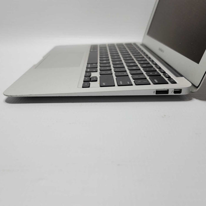 MacBook Air 13\\" Early 2014 Core i5-4260U @1.4GHz 4GB RAM 128GB SSD No AC Adptr