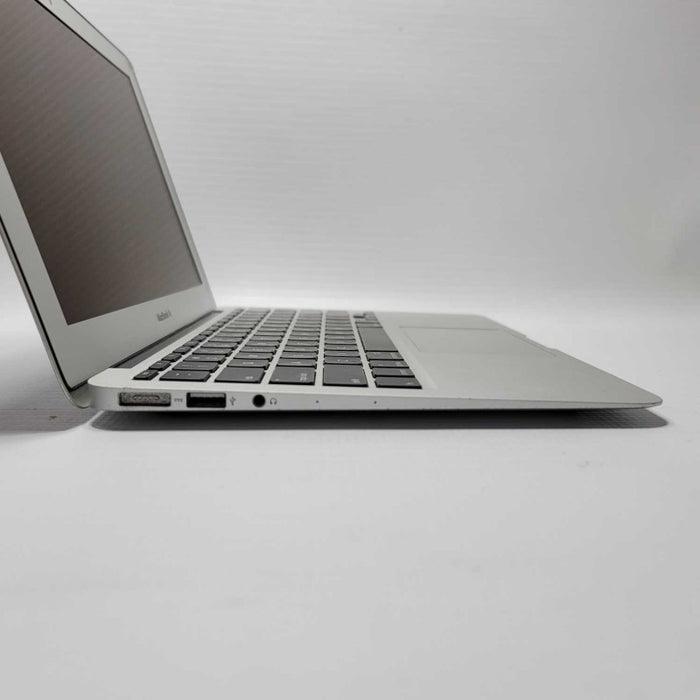MacBook Air 13\\" Early 2014 Core i5-4260U @1.4GHz 4GB RAM 128GB SSD No AC Adptr