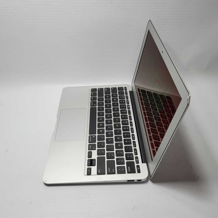 MacBook Air 13\\" Early 2014 Core i5-4260U @1.4GHz 4GB RAM 128GB SSD No AC Adptr