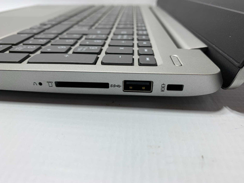 15.5" Lenovo ideapad 330S with i7-8550U CPU 8G BRAM & 256GB SSD  -