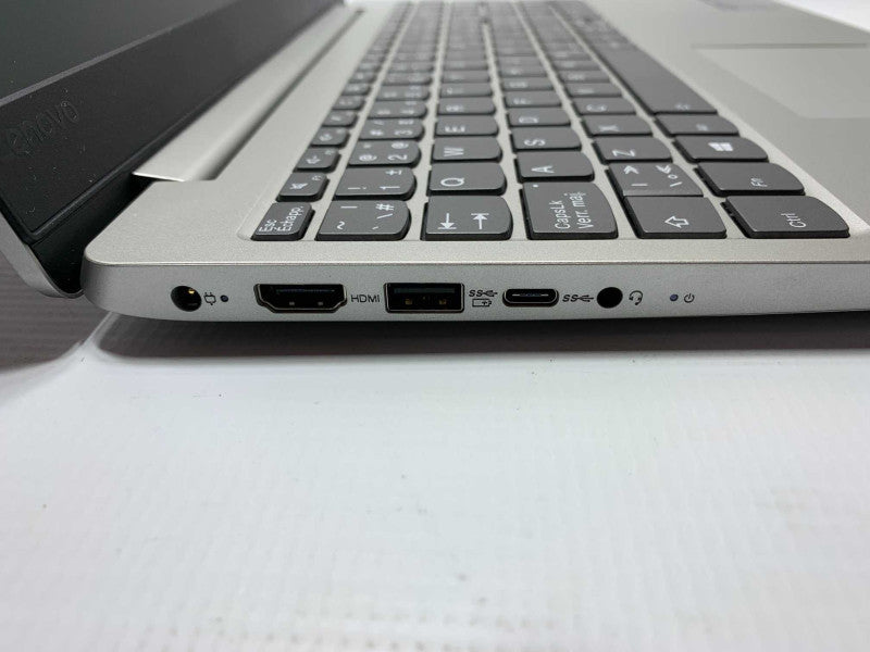 15.5" Lenovo ideapad 330S with i7-8550U CPU 8G BRAM & 256GB SSD  -