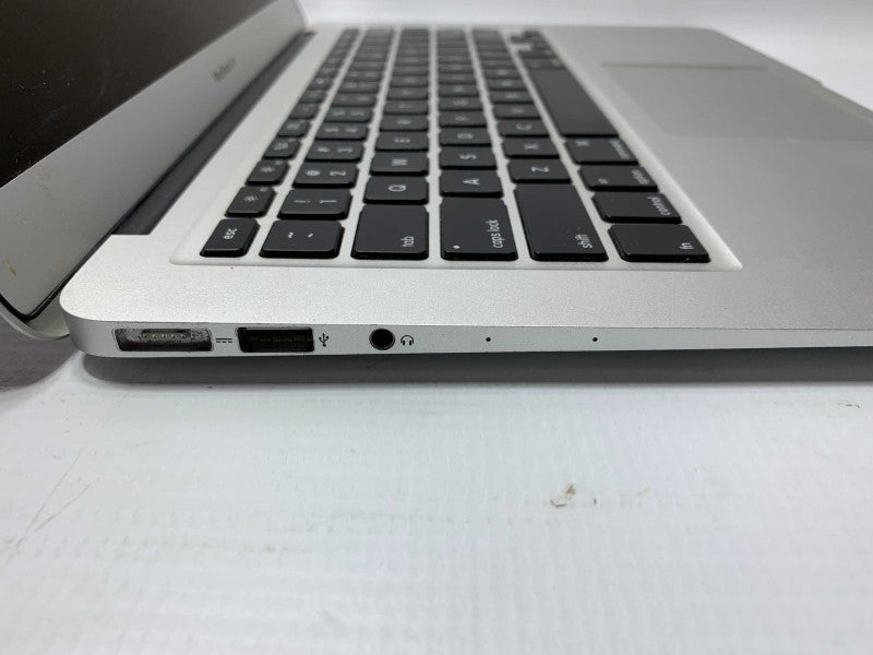 MacBook Air 13-inch Early 2014 with i5 CPU 4GB RAM 128GB Storage READ -