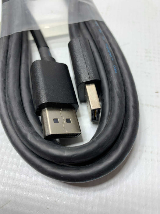 5\\' DisplayPort Cable  -