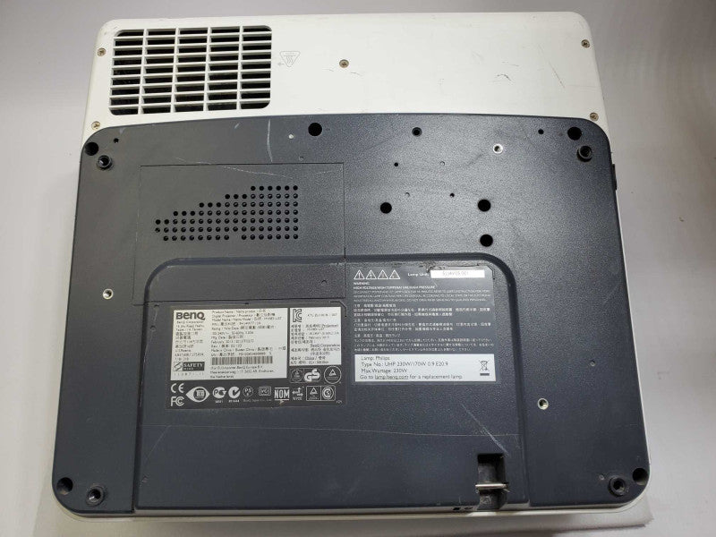 BENQ MW851UST HDMI PROJECTOR ULTRA HD AS-IS