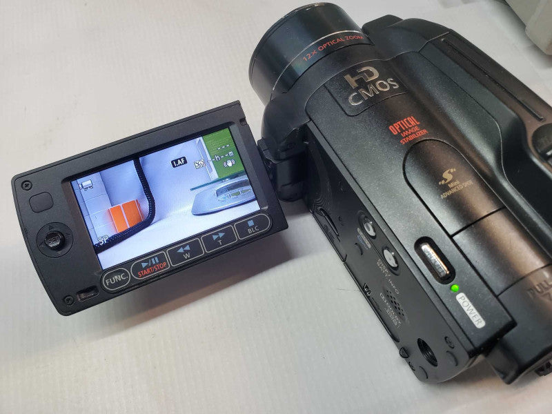 Canon Vixia HG21 120GB HD Digital Camcorder (READ) |