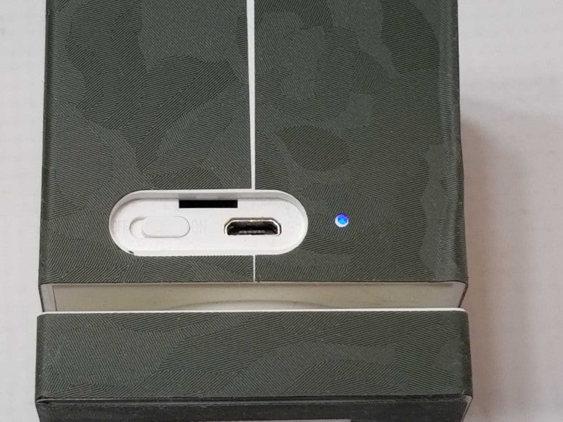 Wyze WVOD1 wireless outdoor surveilance camera _