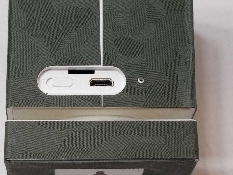Wyze WVOD1 wireless outdoor surveilance camera _