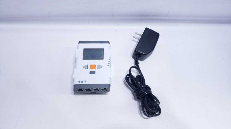LEGO MindStorms NXT INTELLIGENT BRICK CONTROLLER w/ 2200mAh Battery & Charger [