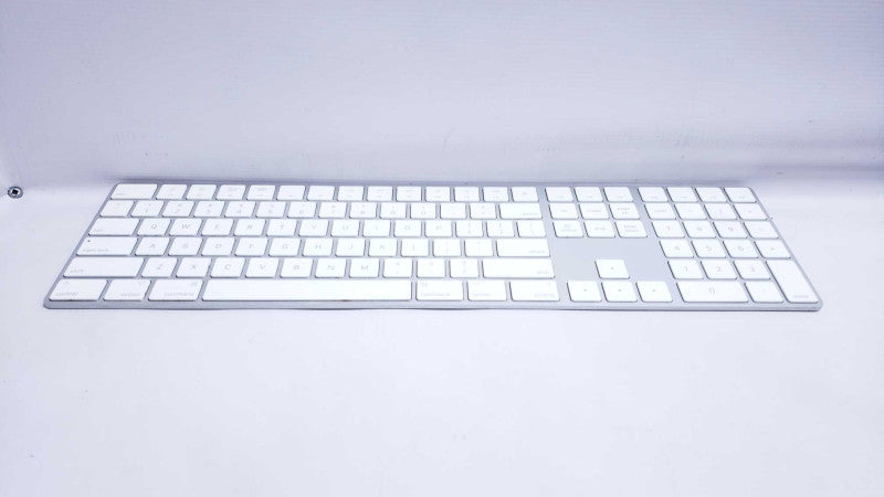 APPLE WIRELESS MAGIC KEYBOARD 2 WITH KEYPAD A1843 [