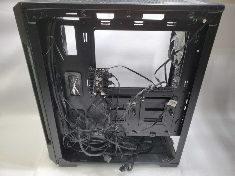 Corsair icue 4000x rgb mid-tower 6x cooling fans AS-IS powers on