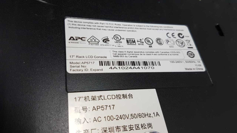 APC AP5717 17\\" rack LCD Console  #