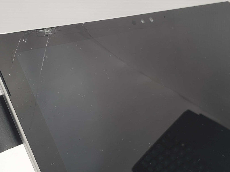 Microsoft Surface Pro 4 1724 i5-6300U 8GB DDR3 256GB Storage (READ) |