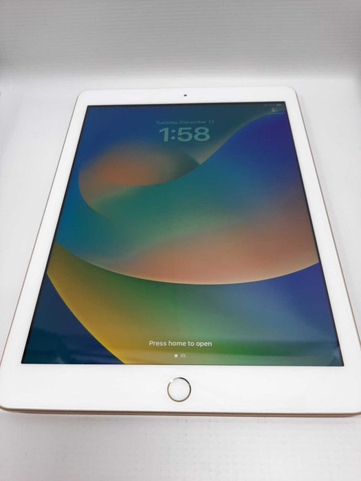 iPad 5th generation 9.7\\" rose gold 32gb Wifi Only Factory Reset  #