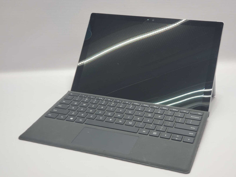 Microsoft Surface Pro 4 1724 i5-6300U 2.4GHz 8GB DDR3 256GB SSD |
