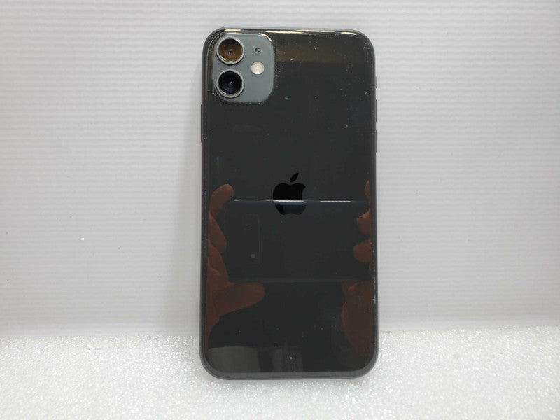 Apple iPhone 11 - 64 GB - Black [Activation Lock - For Parts Only] (