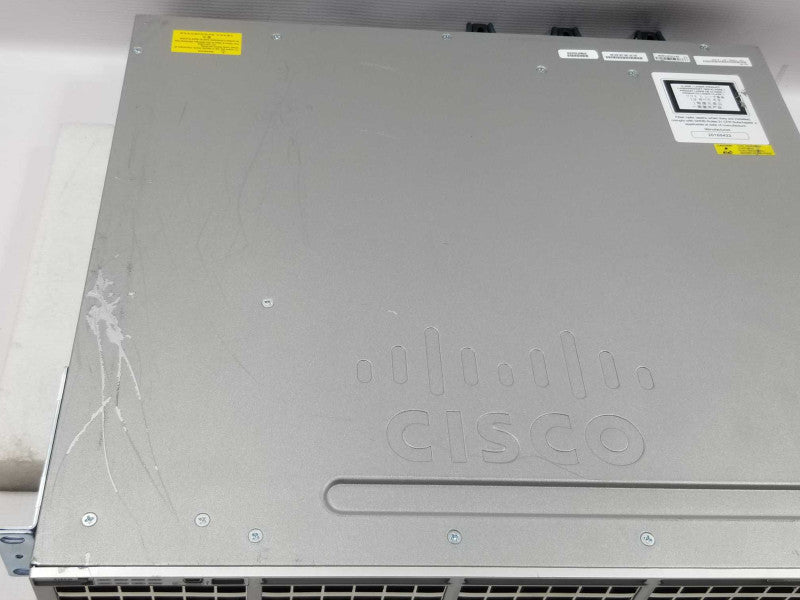 Cisco WS-C3850-48T-S - 48 Port Gigabit IP Base Switch, 2x PWR-C1-350WAC, QTY ~