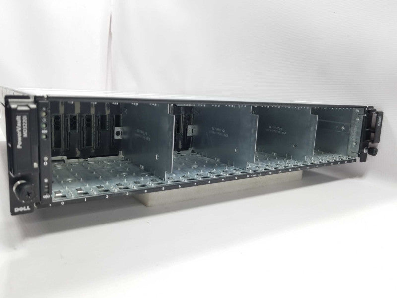Dell PowerVault MD3220i SAN, 24x 2.5\\" Bays, 2x Quad Port 1Gb iSCSI MD32 Contrl ~