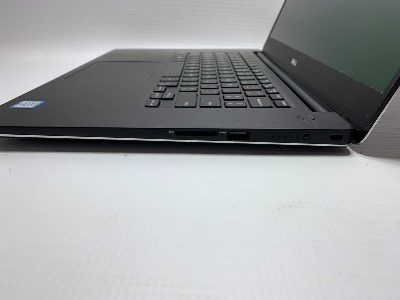 DELL XPS 15 9550 with i7-6700HQ CPU 16GB RAM & 512GB SSD Storage  -