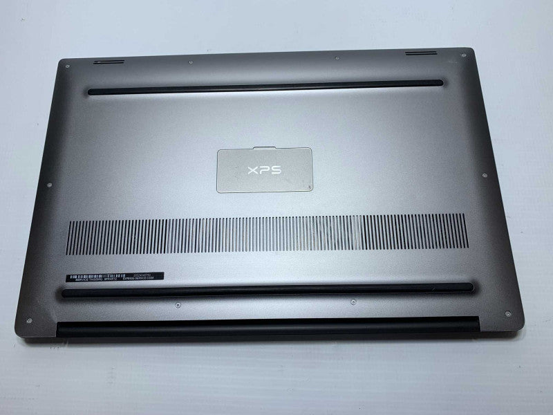 DELL XPS 15 9550 with i7-6700HQ CPU 16GB RAM & 512GB SSD Storage  -