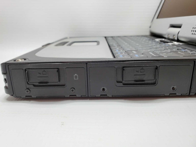 Panasonic CF-19 [Core Duo U2400 @ 1.06GHz - 2.5GB Ram - No HDD - 760 Hrs] (