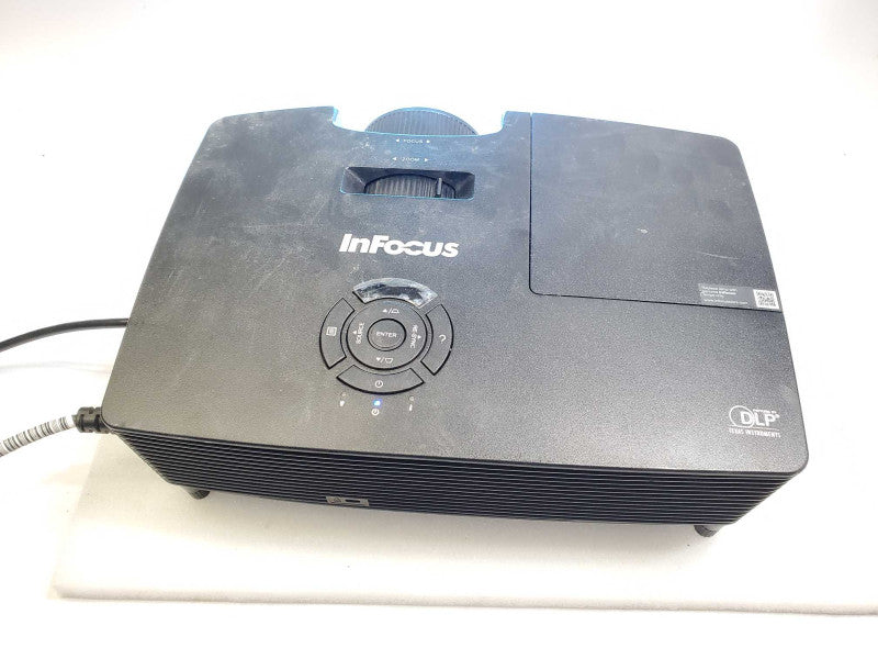 INFOCUS P109 PROJECTOR with hdmi
