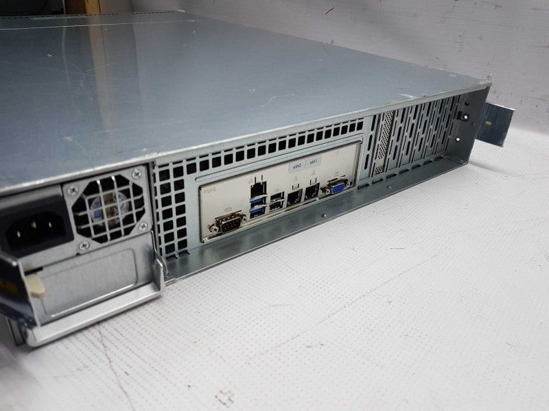 Supermicro CSE-825 Xeon E3-1220 V3 @ 3.10ghz / 8gb ram / READ #