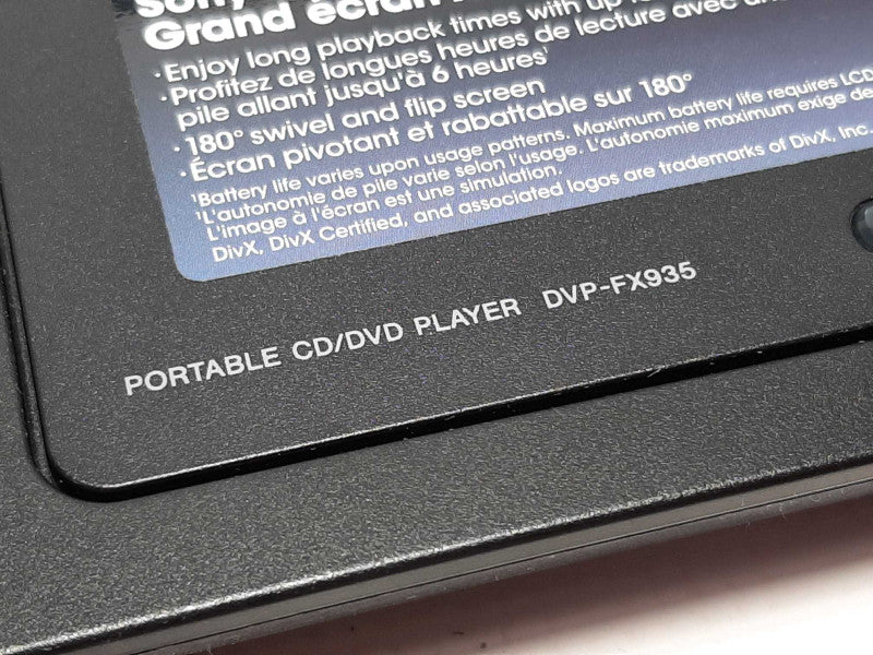 SONY DVP-FX935 Portable CD/DVD Player +