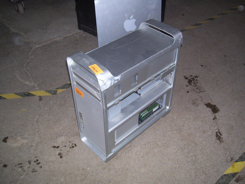 Mac Pro - M.2010 A1289, 2x Xeon 2.4GHz QC/24GB, 2x GeForce GT120, 1TB HDD ~