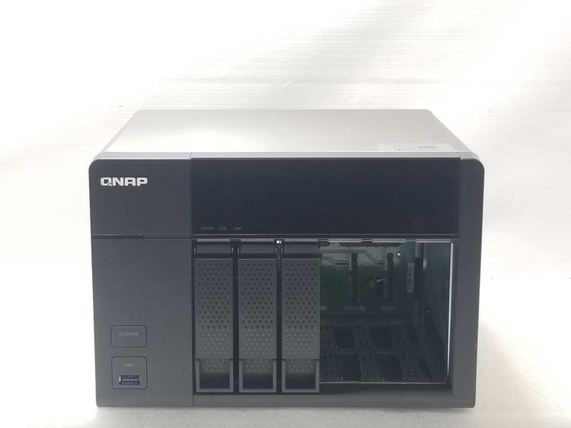 QNAP TS-651 6-Bay Network attached storage with 2x 4TB HDDs, Factory reset _