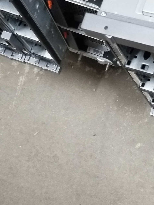 HP DL380p G8, 2x Xeon E5-2609 2.5GHz, 24GB, 2x PSU, P420i, 8x 2.5\\" Read  _