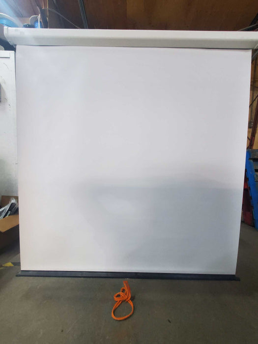 Luma Draper 72\\" x 60\\" Projector Screen |