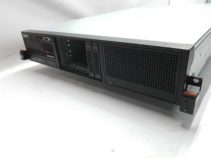 lenovo thinkserver RD630 2x Xeon E5-2640 @ 2.50ghz / 64gb ram / 03X3744 raid  #
