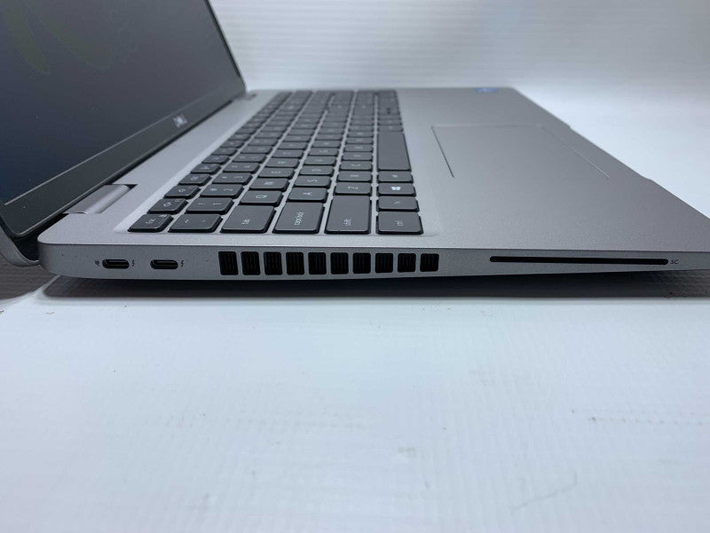 DELL Latitude 5520 with i5-1145G7 CPU 16GB RAM & 256GB NVME Storage  -